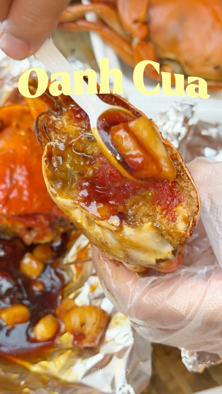 Oanh Cua: Ho Chi Minh City's Popular Crab Restaurant