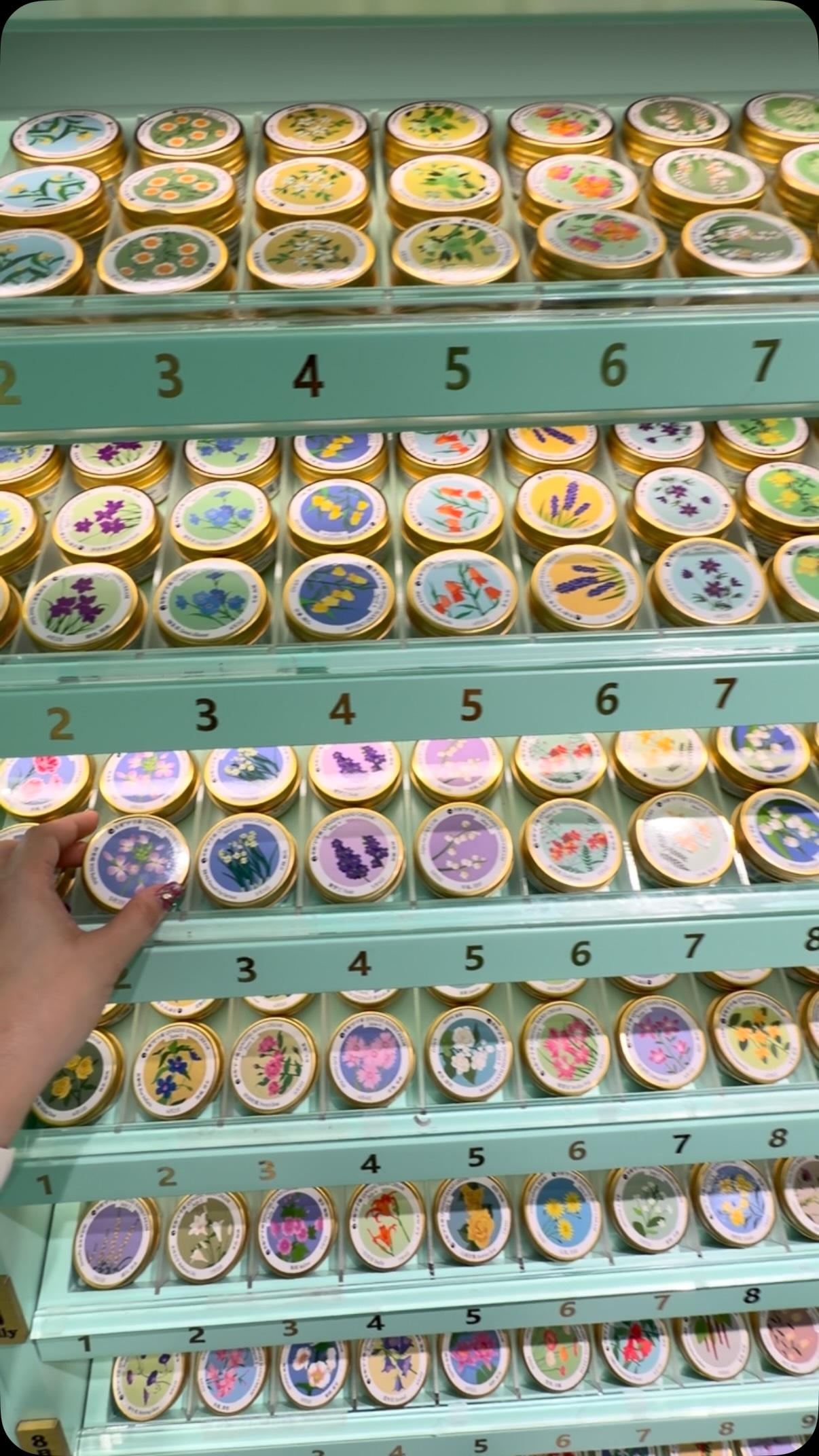 Shanghai Souvenir Shops With Personalized Scents