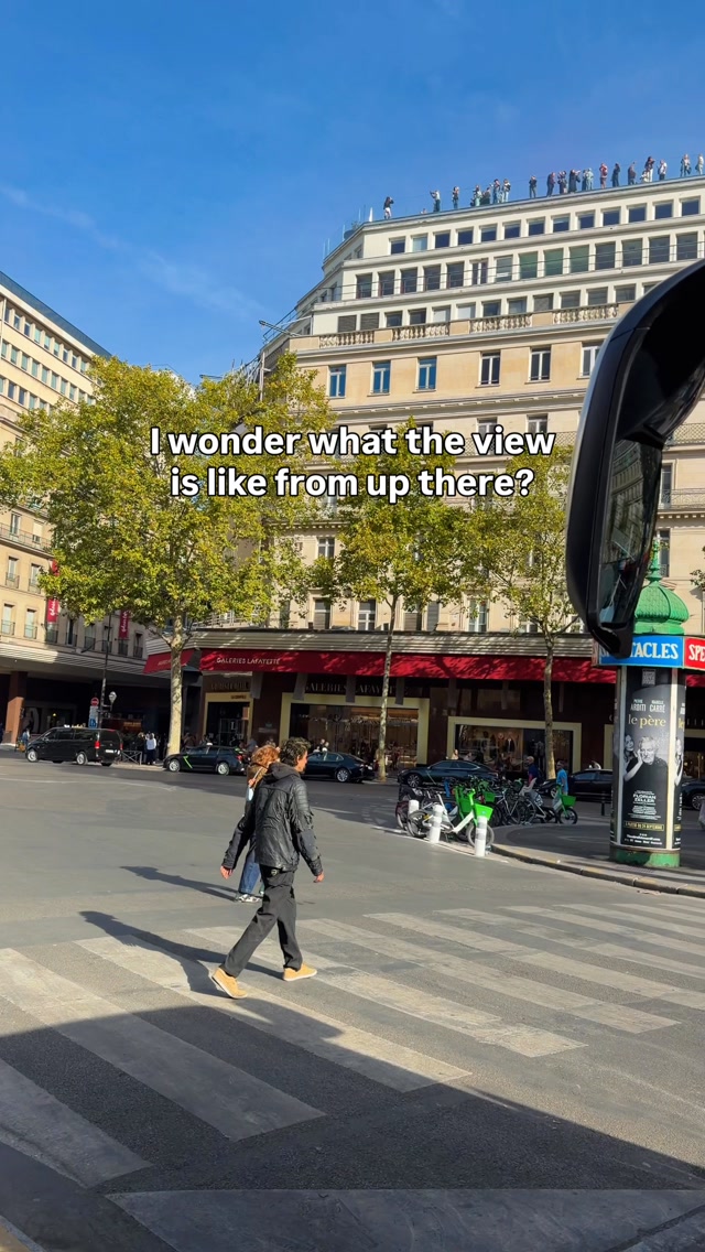 3 Places in Paris