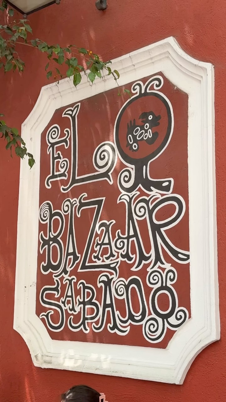 El Bazar Sábado: Artisans, Crafts, and Food