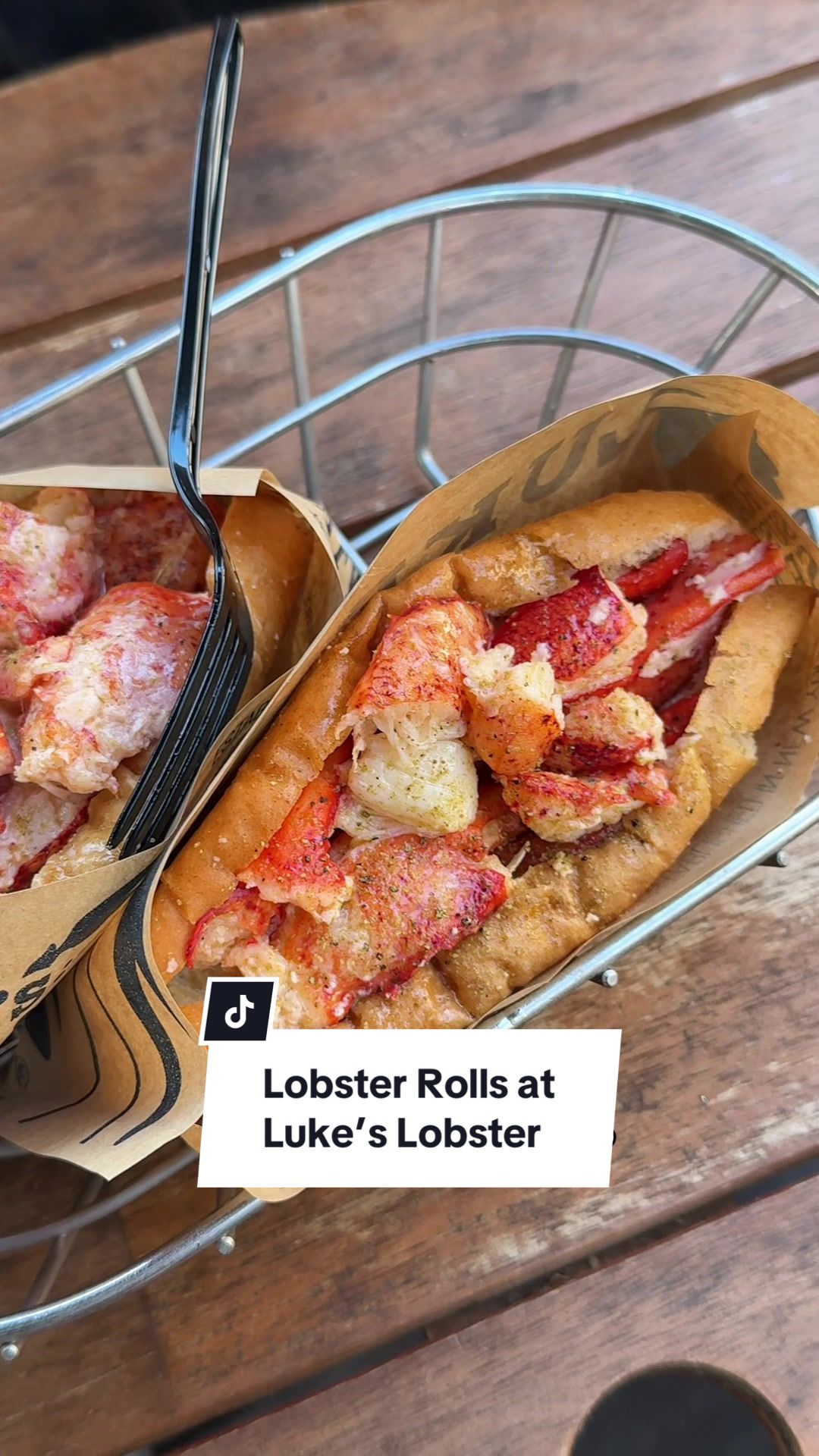 Luke's Lobster Offers Fresh Lobster Rolls