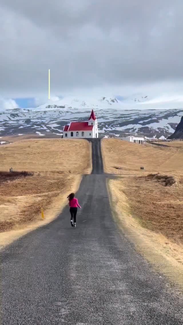 Icelandic Waterfalls, Geothermal Wonders, and Local Flavors