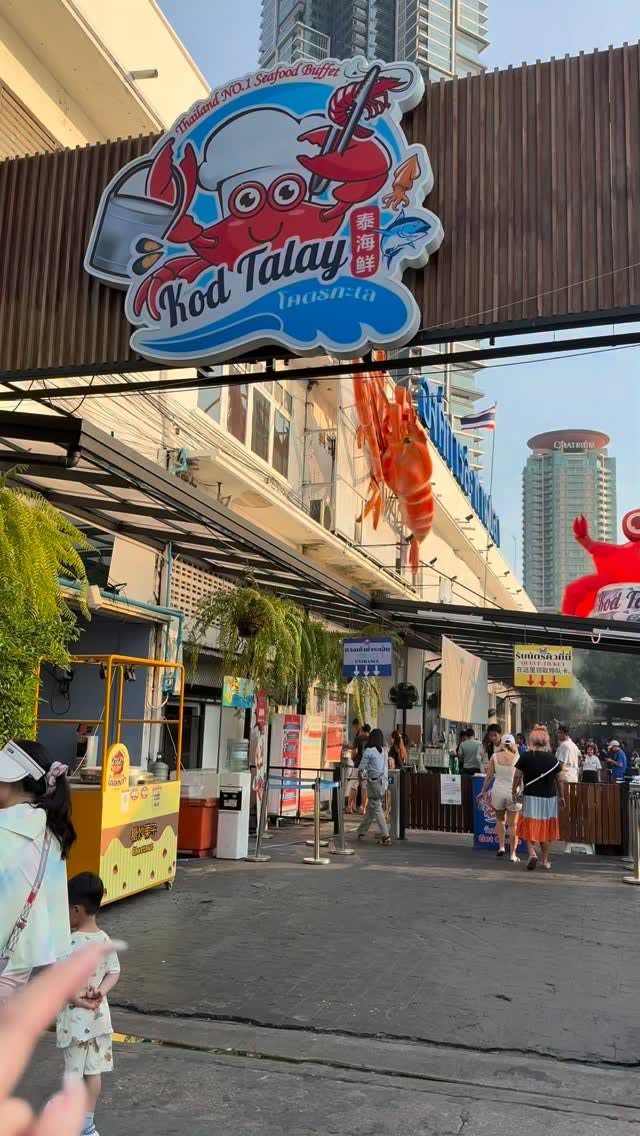 Thai Unlimited Seafood Buffet with River View
