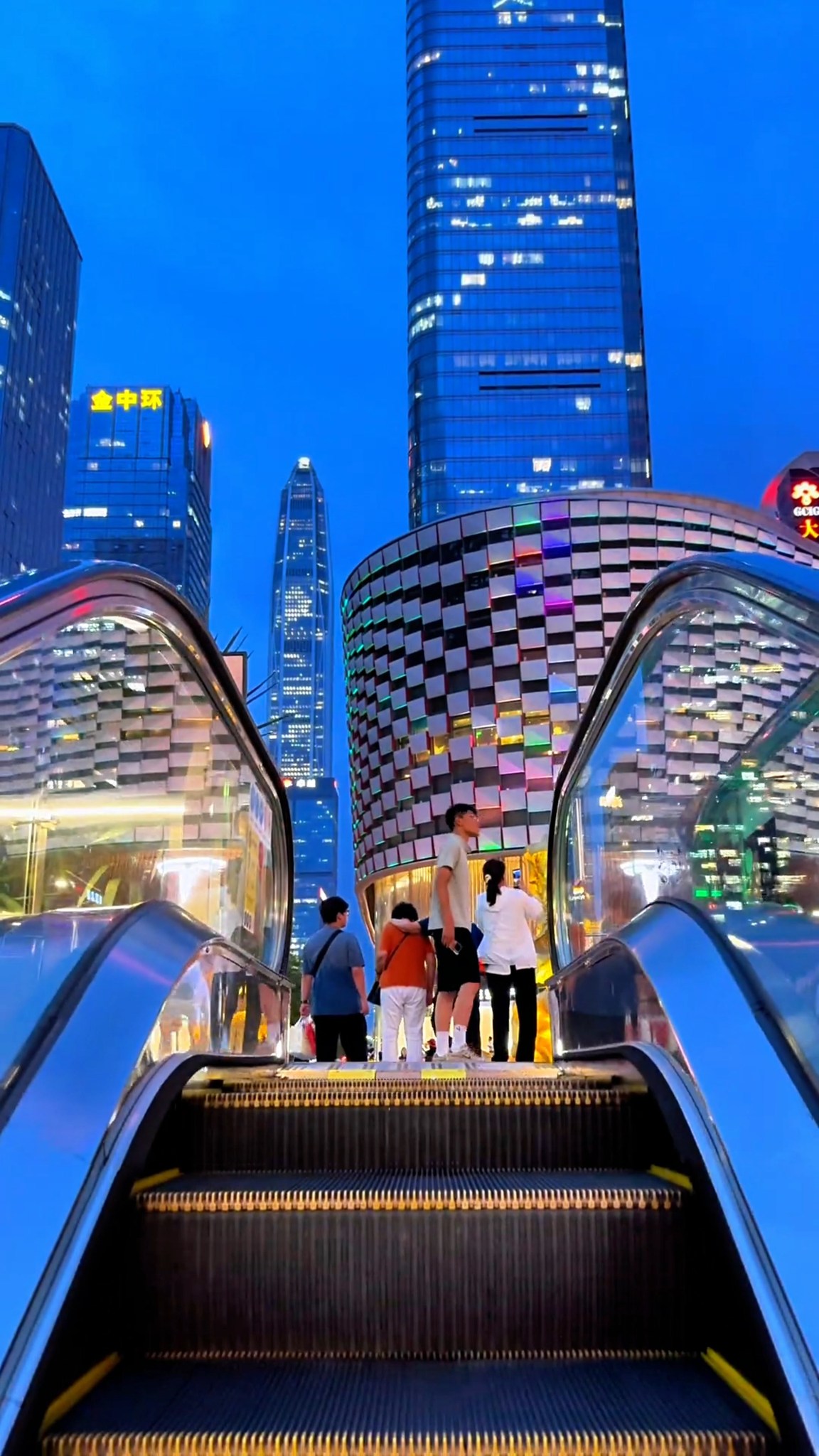 Shenzhen's Diverse Attractions Beyond Skyscrapers