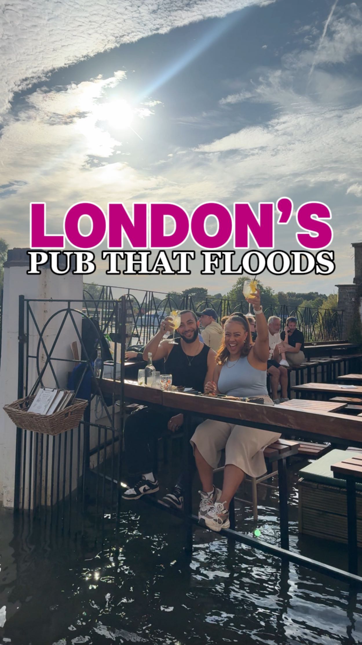 White Cross Pub Embraces Flooding Tide