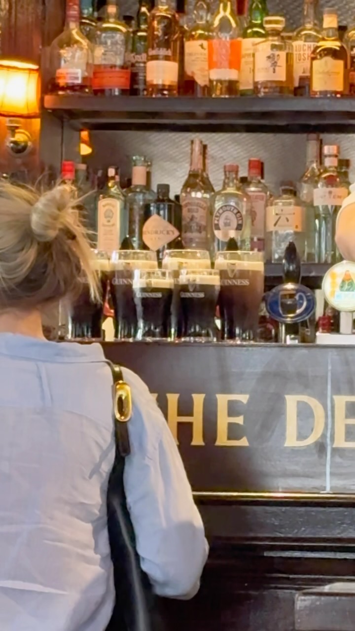London Food Tour: Bakeries, Market, Pub, and Jazz
