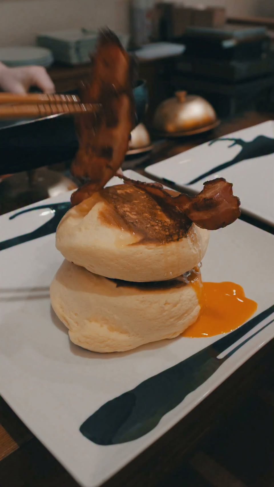 Asakusa Eateries Featuring Popular Sweets and Snacks