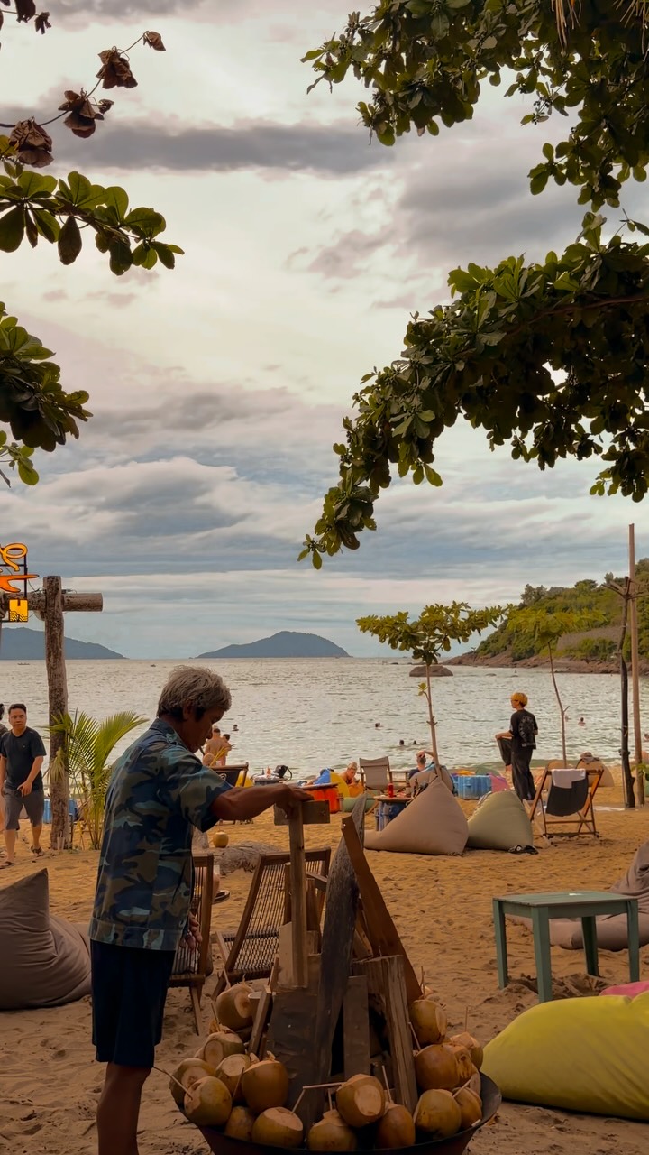 Simple Beach: A Peaceful Local Escape