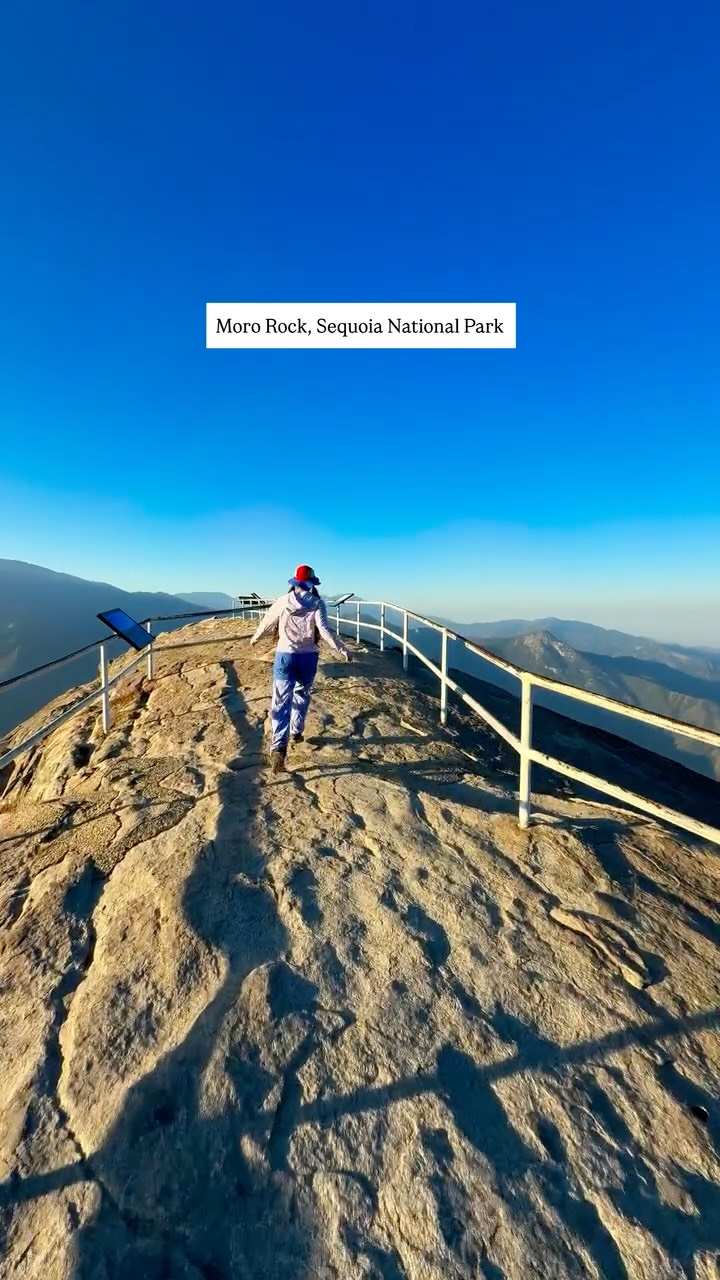 Views From Moro Rock Trail in Sequoia National Park