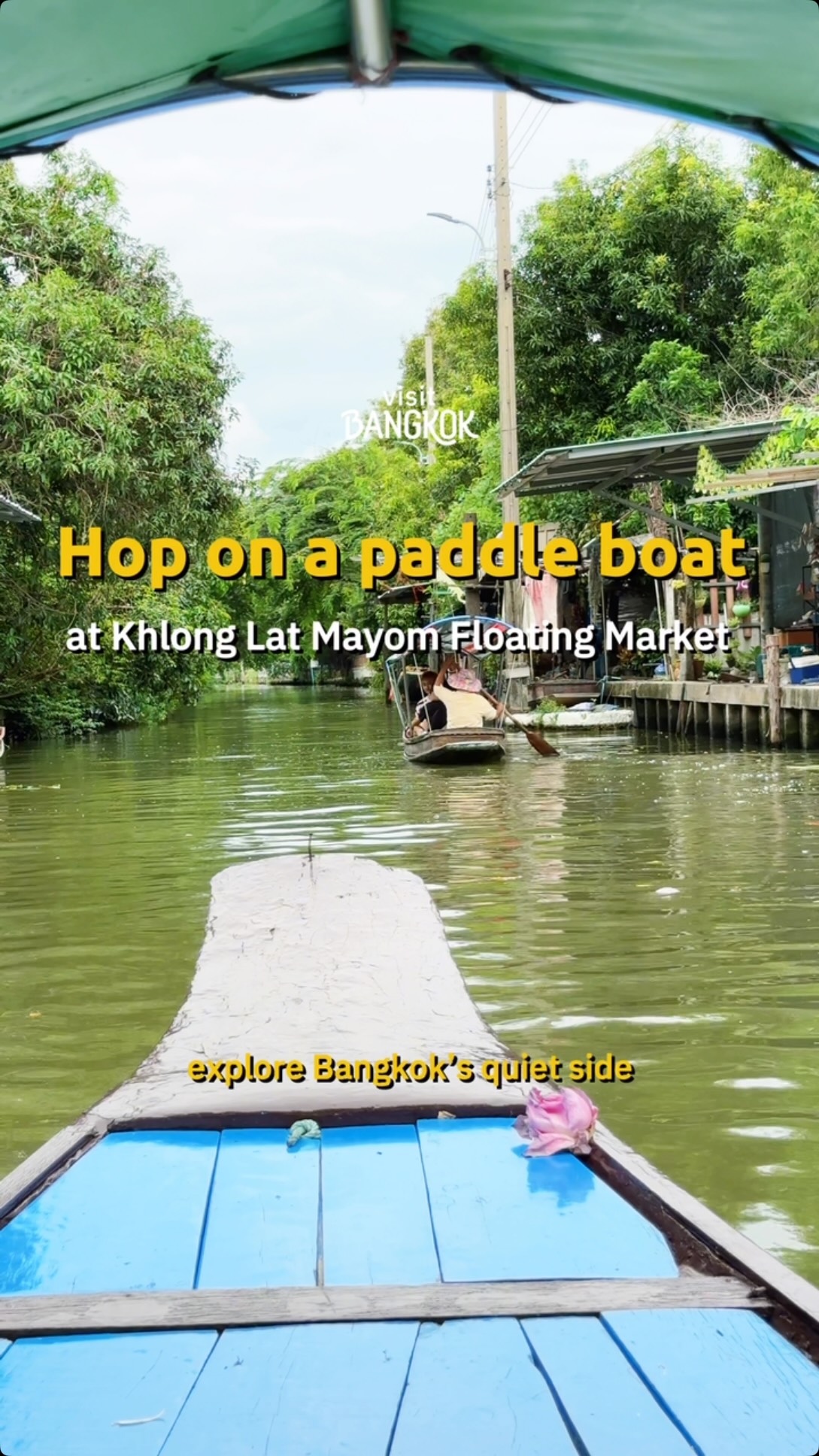 Khlong Lat Mayom Floating Market: A Peaceful Bangkok Escape