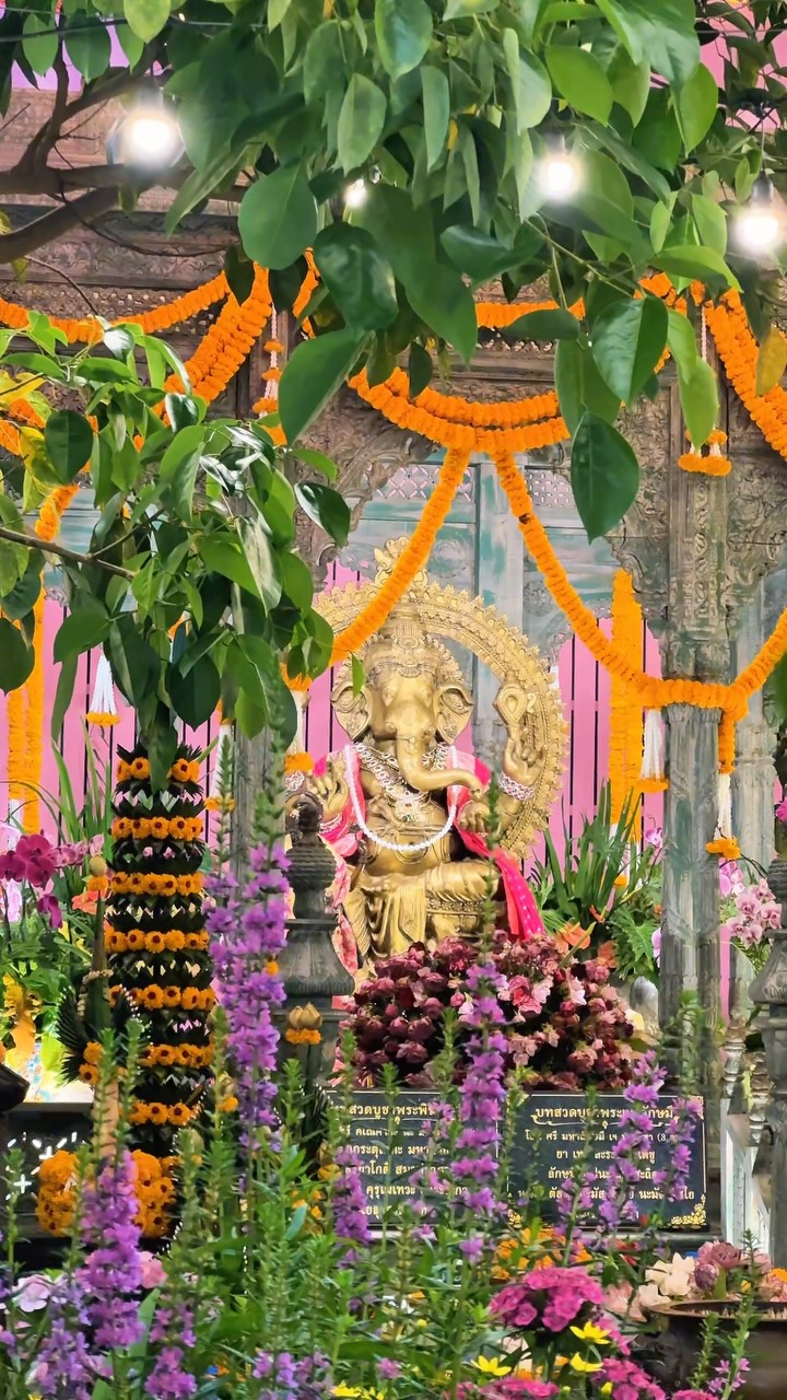 Worship Ganesha at Chiang Mai's Pangnaree