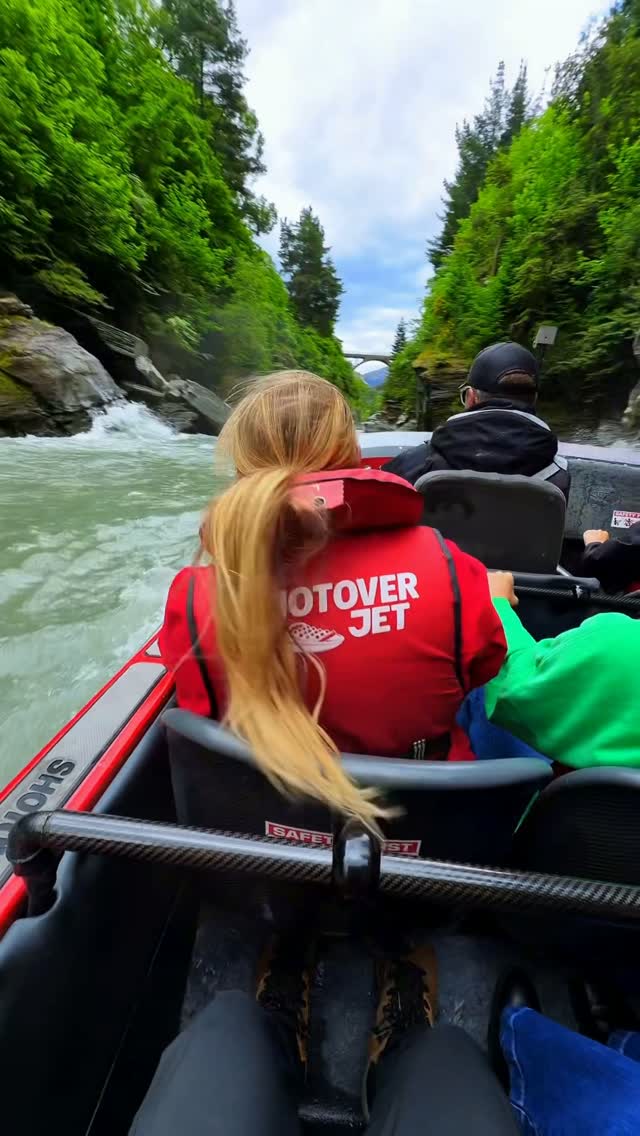 Queenstown Jet Boating Through Narrow Canyons