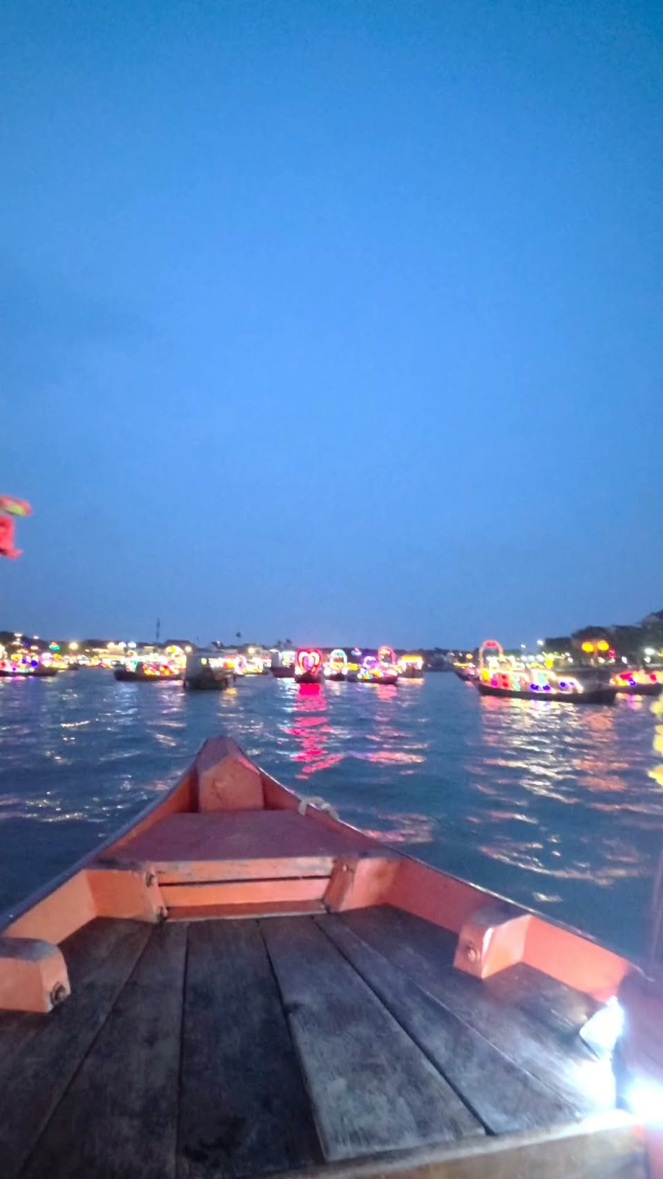 Vietnam's Beaches, Rivers, and Ancient Town