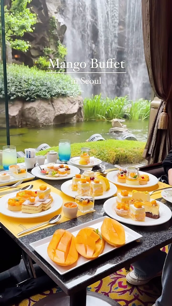 Seoul Mango Buffet Offers Luxurious Dessert Experience