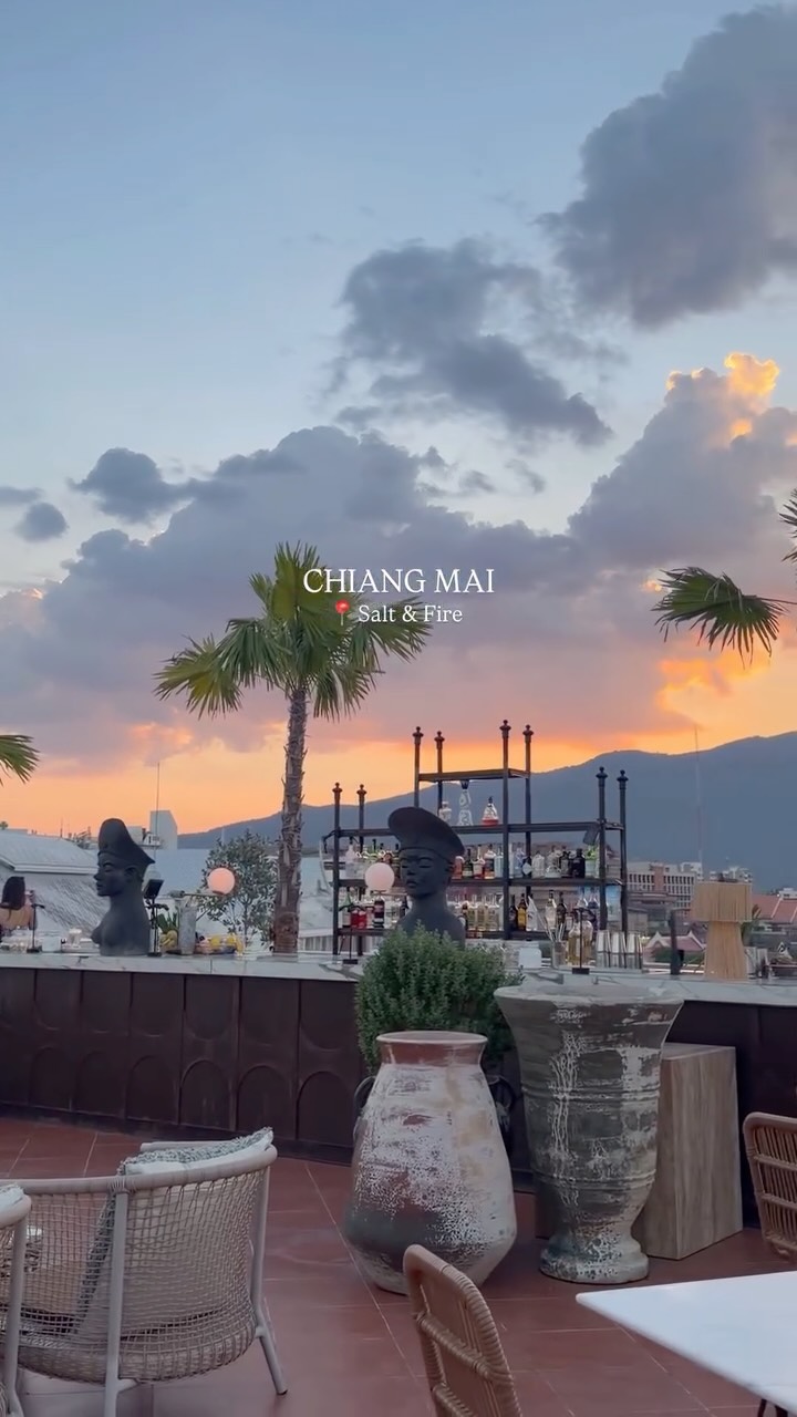 Chiang Mai Rooftop Bar Offers Doi Suthep Views