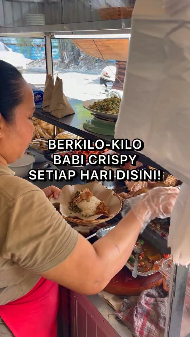 Bali Warung Features Crispy Pork Dishes