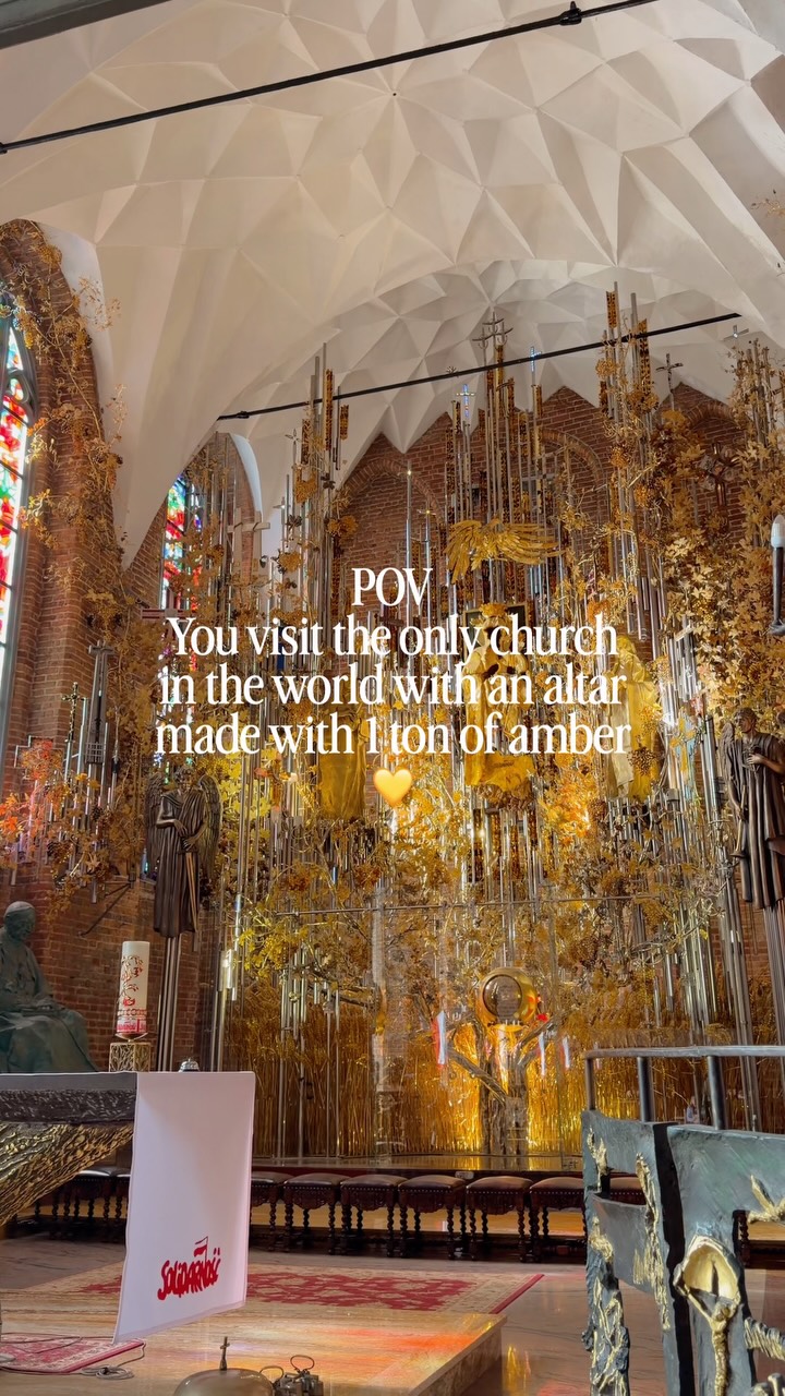 Gdańsk Basilica's Amber Altar and Solidarity Ties