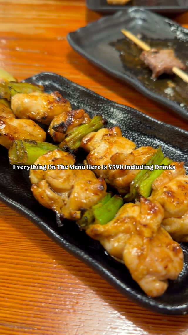 Dotonbori's Affordable Yakitori and Vibrant Atmosphere