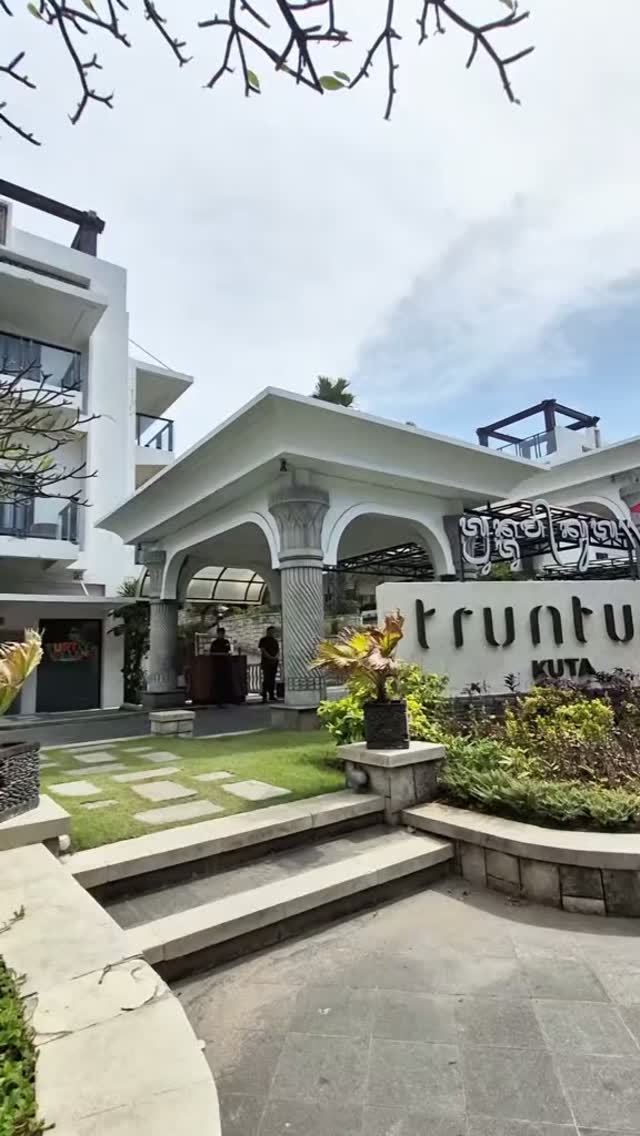 Bali Beachfront Hotels With Direct Beach Access