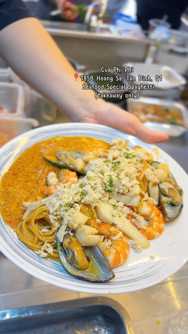 Cua Phi Phi's Takeaway Seafood Spaghetti