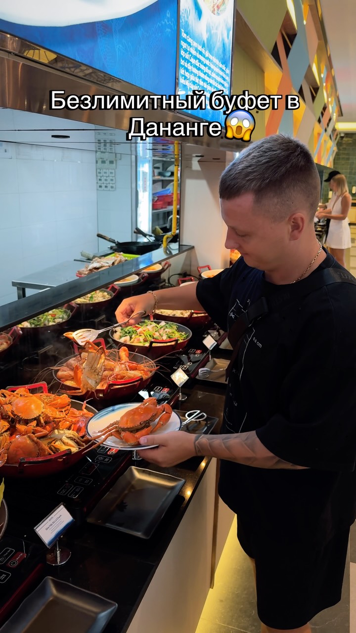 Seafood Buffet Highlights Unlimited Ocean Delights