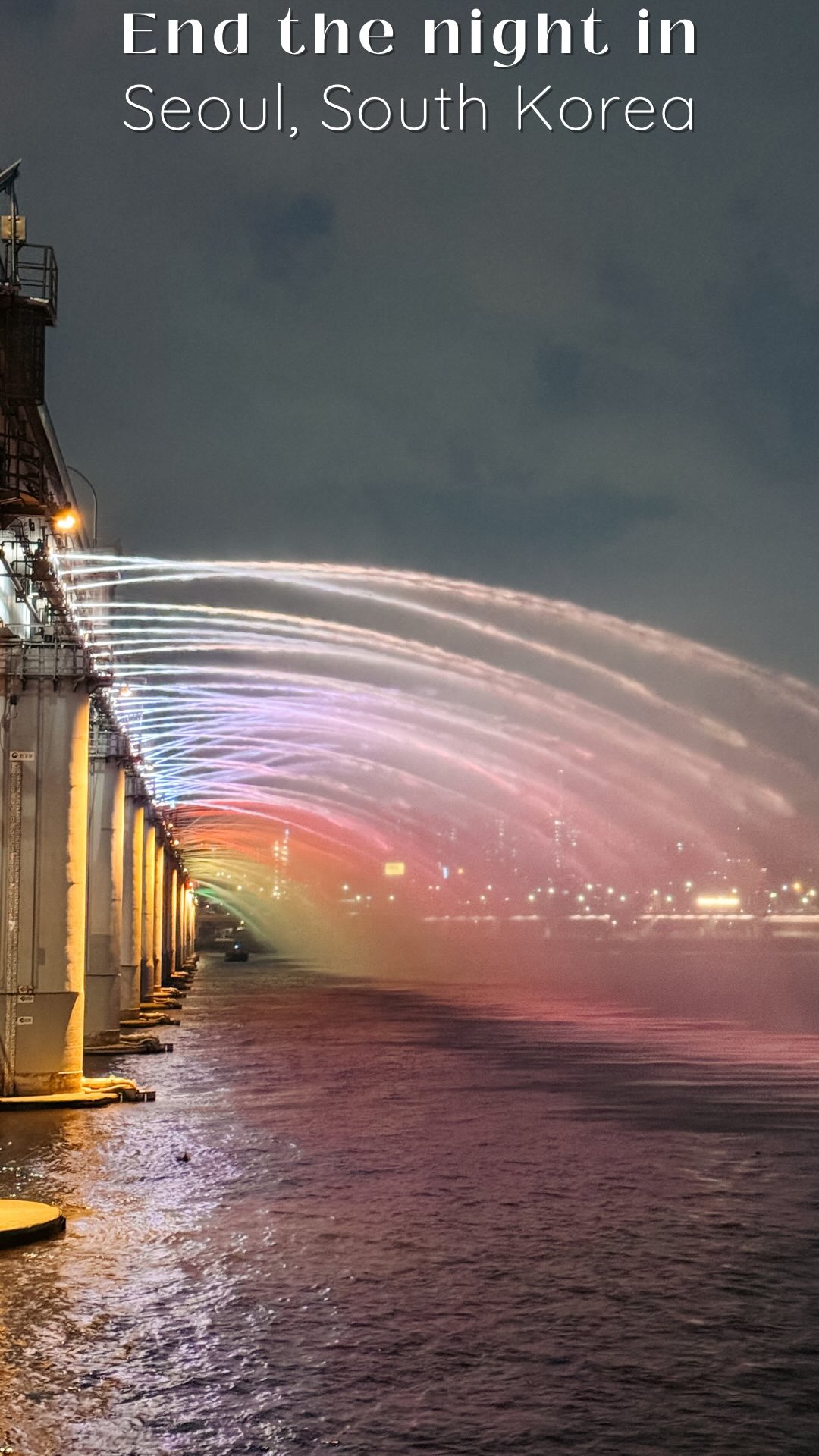 Seoul Nights: Banpo Bridge Show and Ramyun