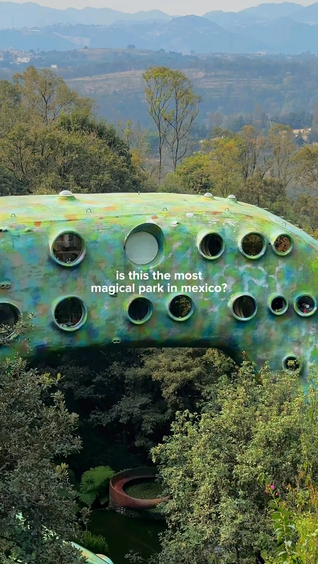 Nido de Quetzalcoatl Offers Surreal Architectural Wonders