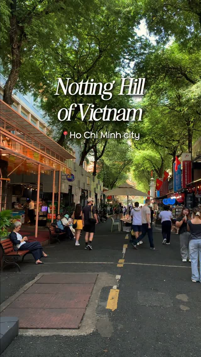 Ho Chi Minh City Book Street And Souvenir Shops
