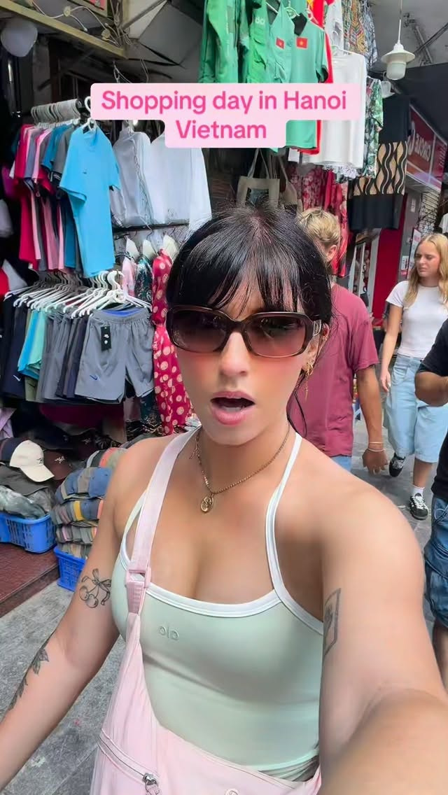 Hanoi Shopping Excursion: Fashion, Gifts, Banh Mi, and Spa