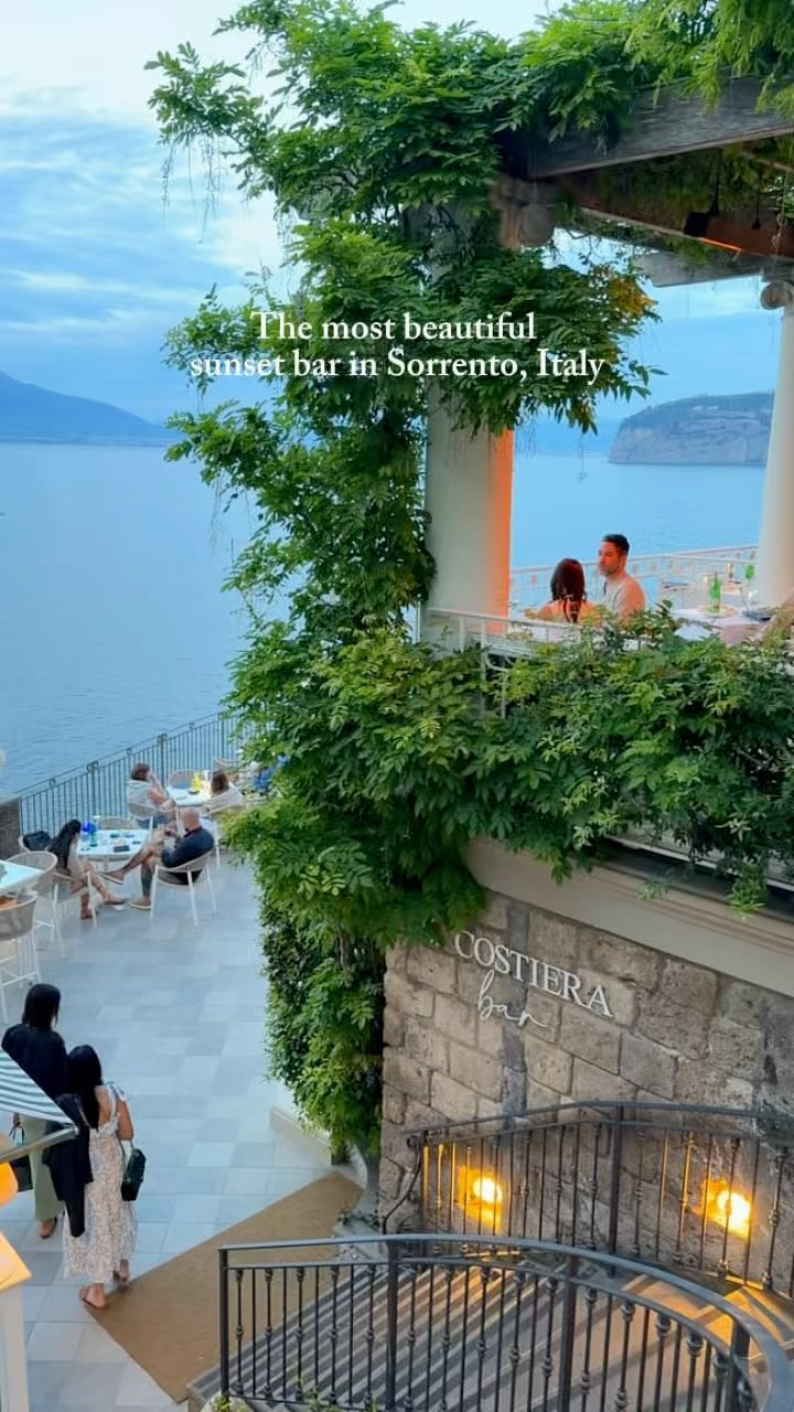 Sorrento Sunset Bar With Stunning Sea Views