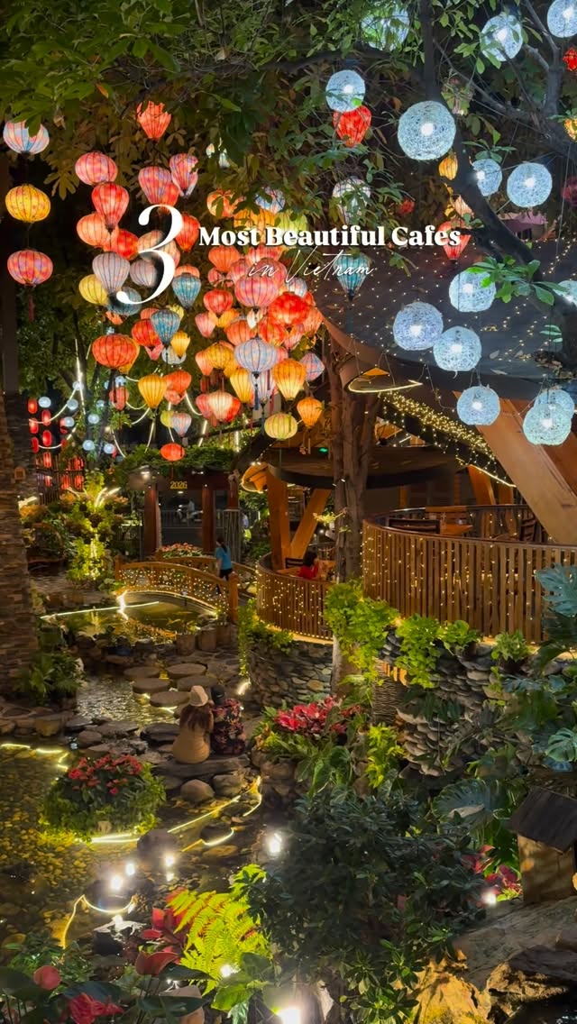 Cafes With Koi Ponds And Lanterns