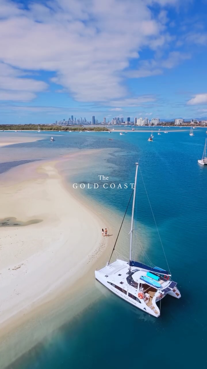 Gold Coast Stays, Dining, and Natural Wonders
