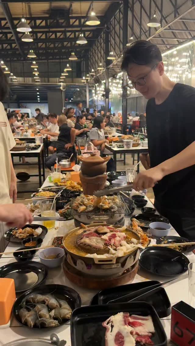 Bangkok Seafood BBQ Buffet Offers Endless Dining