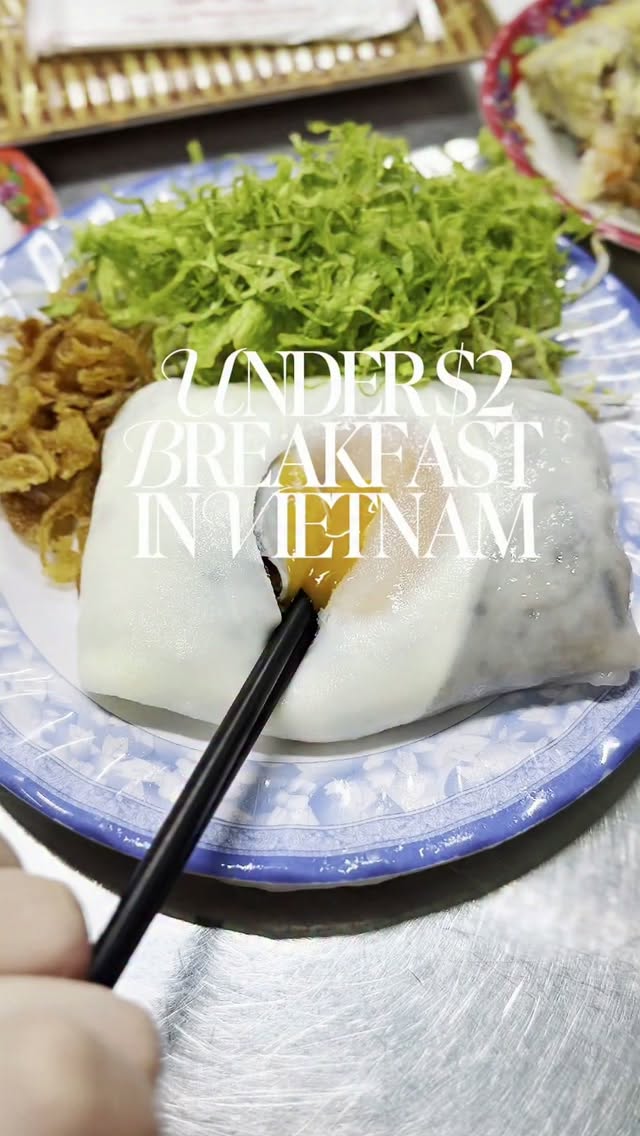 Vietnamese Banh Cuon Breakfast Delicacy