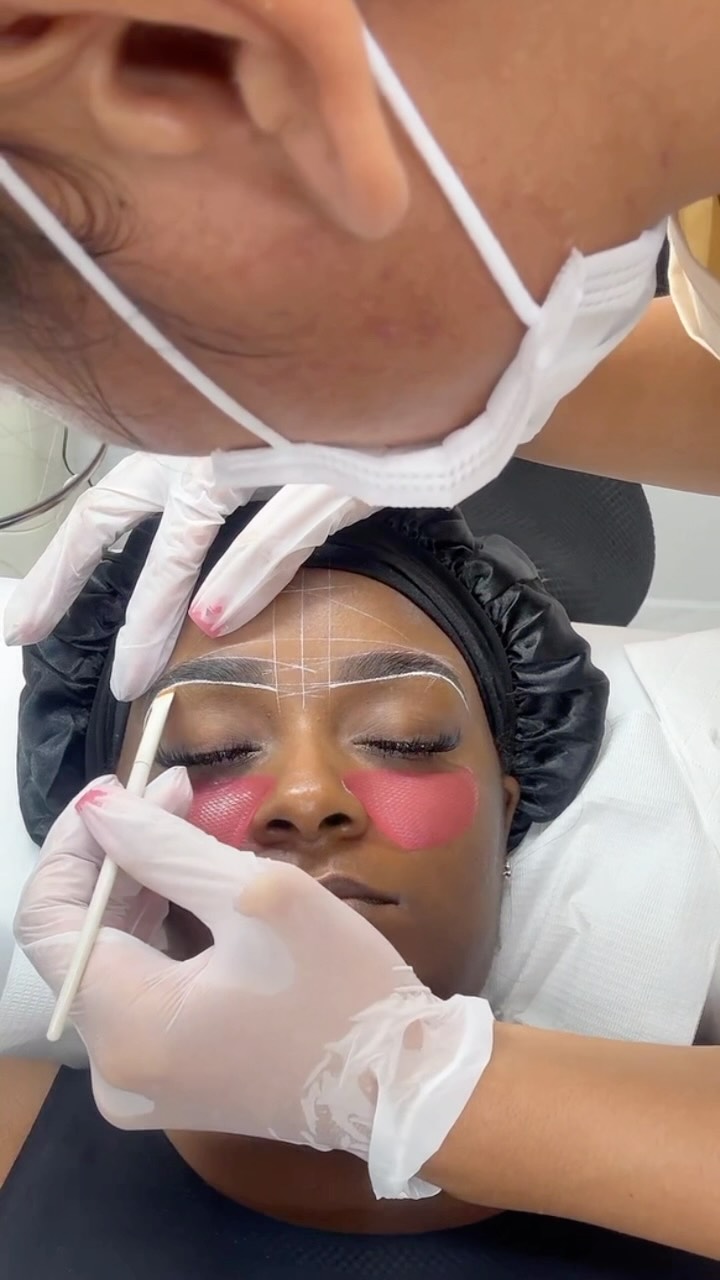 Bangkok Beauty Studio Offers Affordable Lash & Brow Services