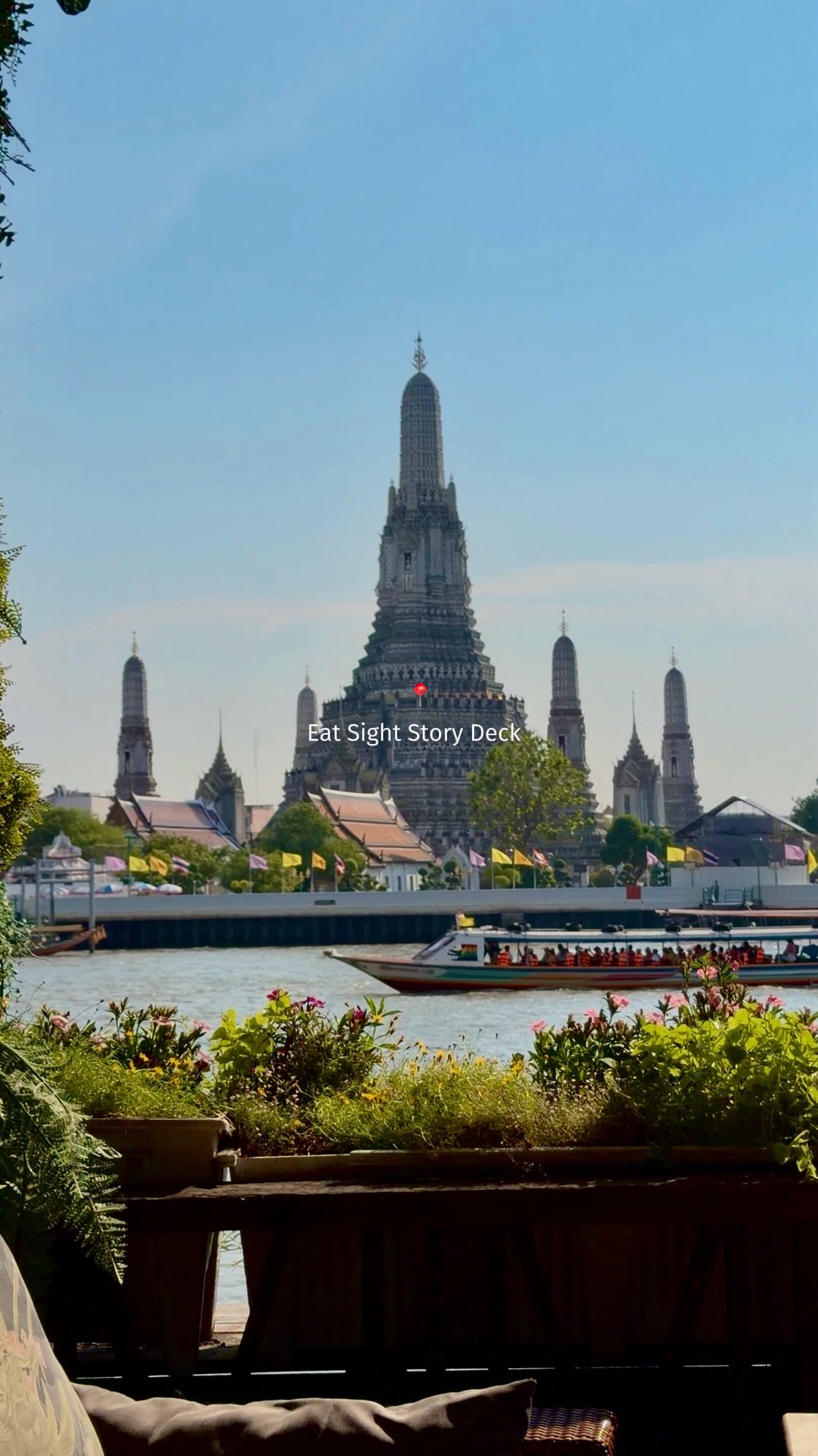 Bangkok Riverside Viewpoint And Dining Spot