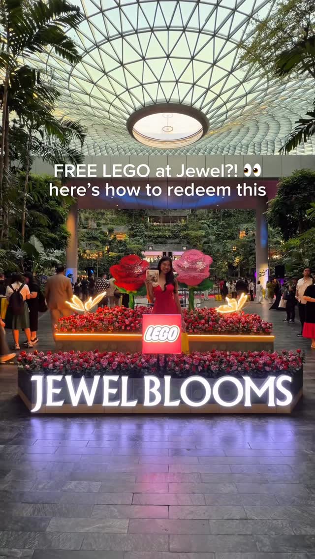 LEGO Tropical Toucan Stamp Rally At Jewel Changi