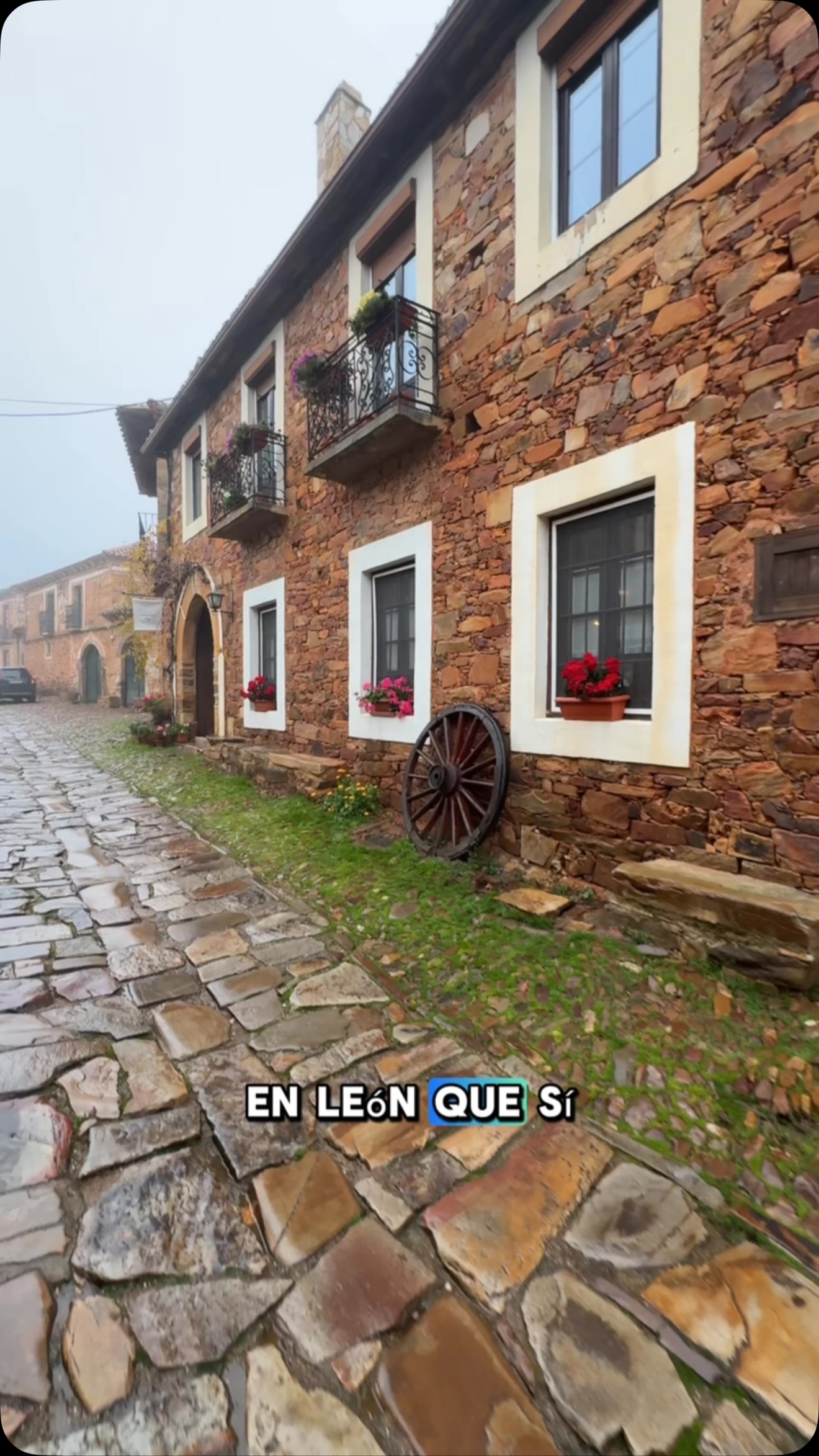 León's Historic Castles, Mines, and Villages