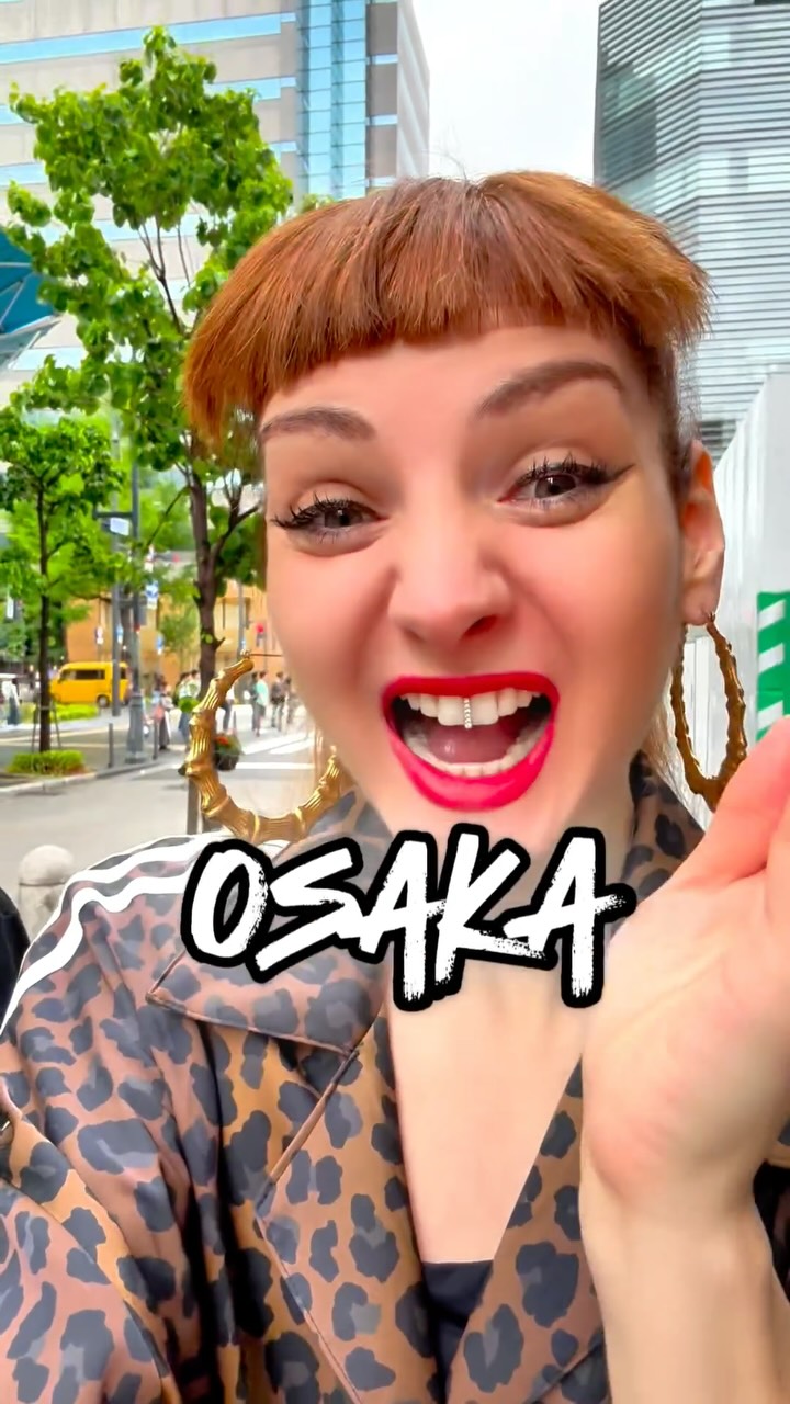 Osaka's Vibrant Districts and Eateries