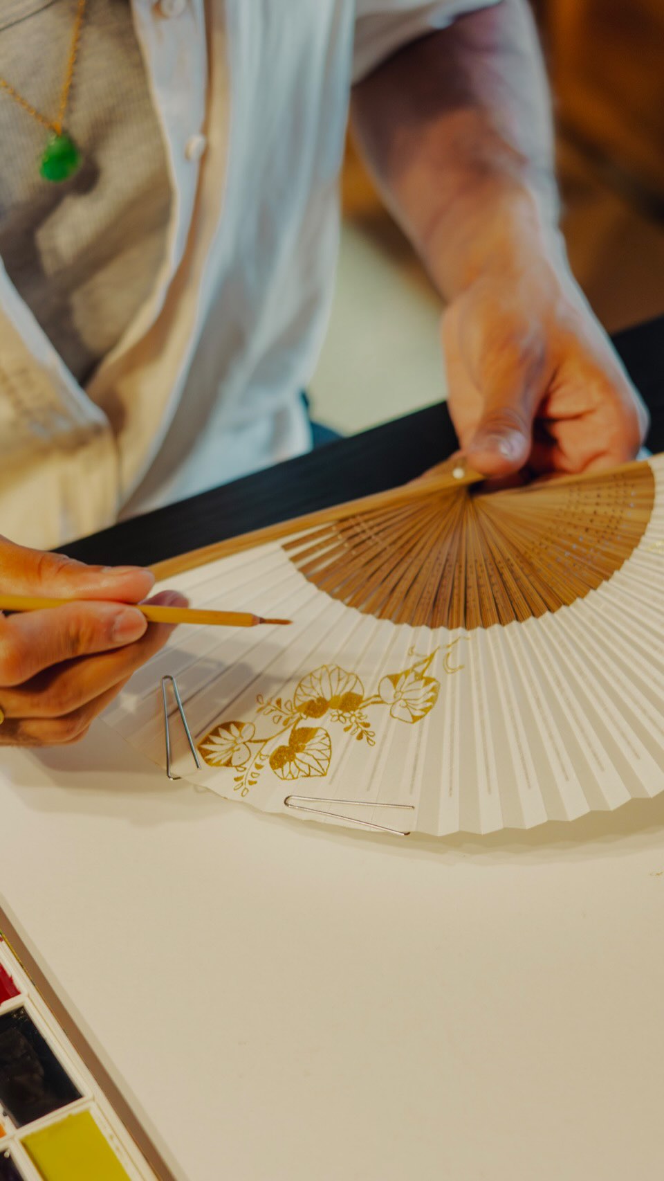Kyoto Fan Painting At Historic Machiya