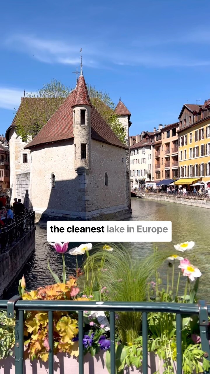 Annecy and Pont des Amours Alps Charm