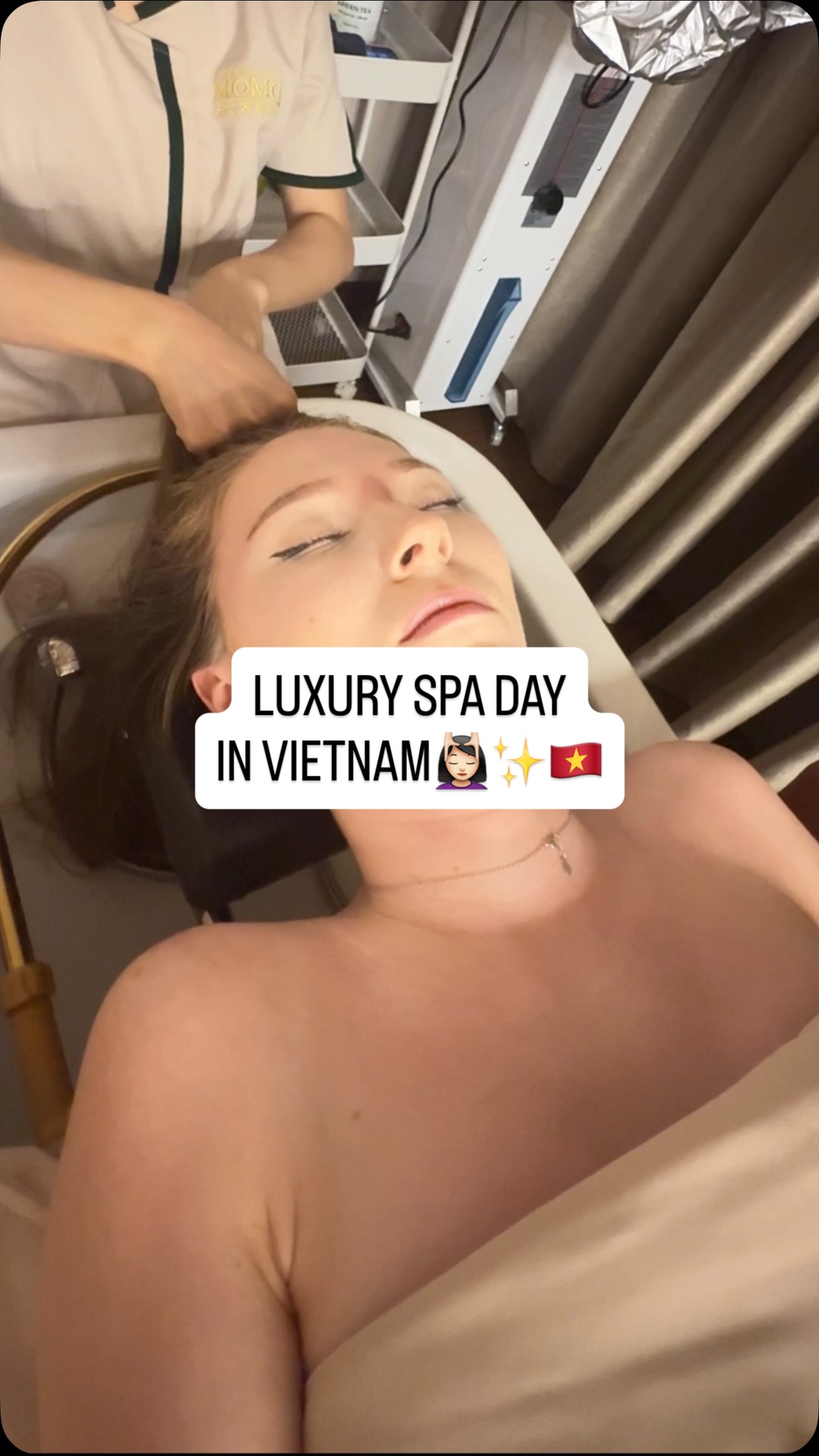 MoMo Spa Massage & Nails Premium