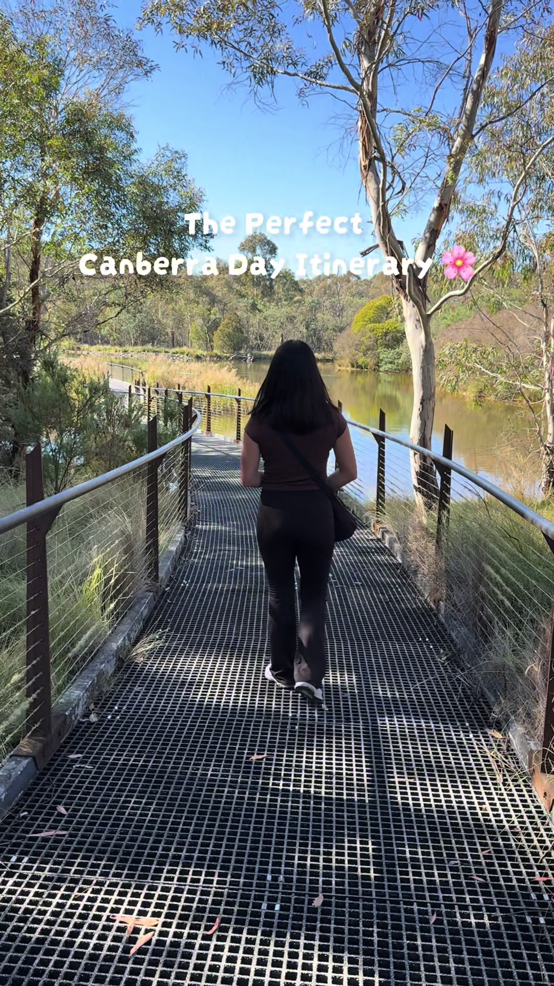 Canberra Autumn Exploration: War Memorial to Botanic Gardens