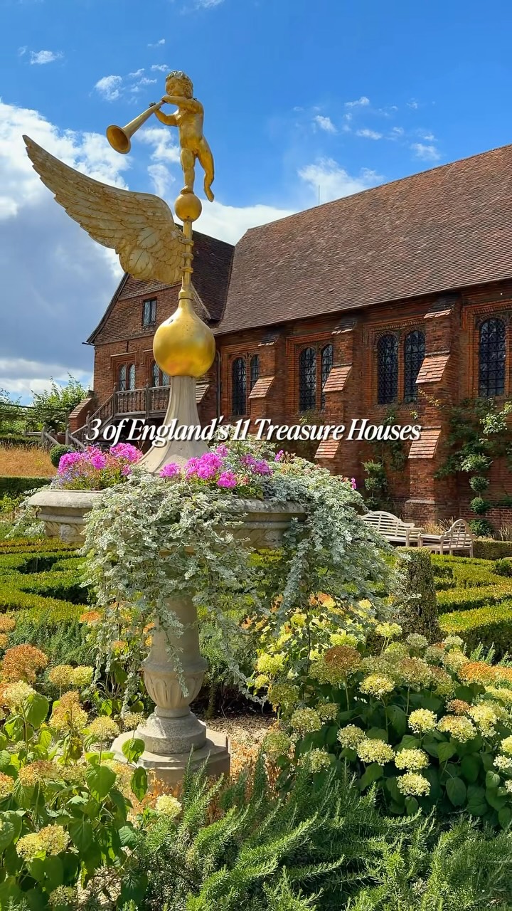 England's Magnificent Treasure Houses