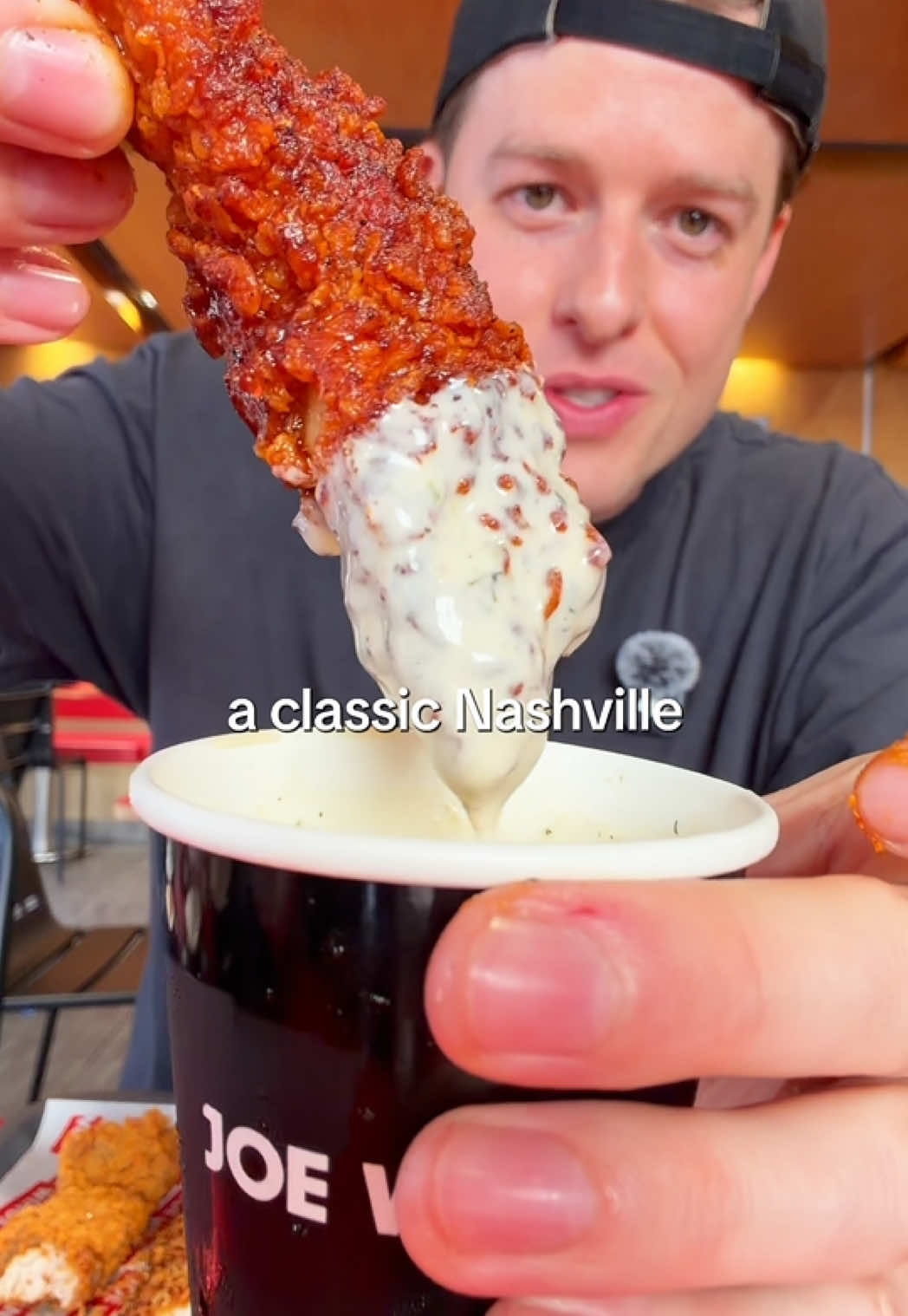 Bangkok Fried Chicken Spots Featuring Nine Flavors