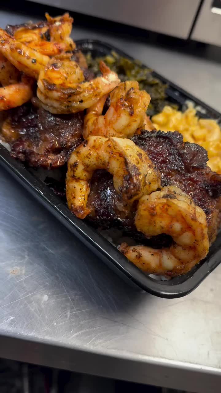 Tastebudz Creole Kitchen Serves Oxtails