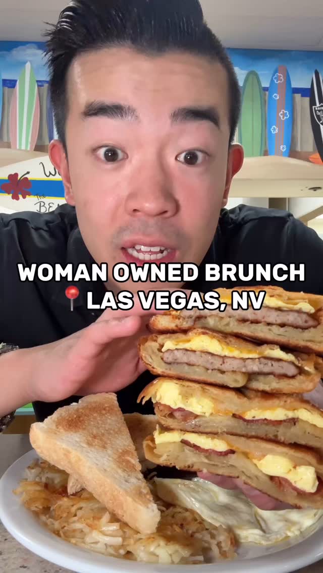 Beach Cafe's Tropical Vibes & Brunch Favorites