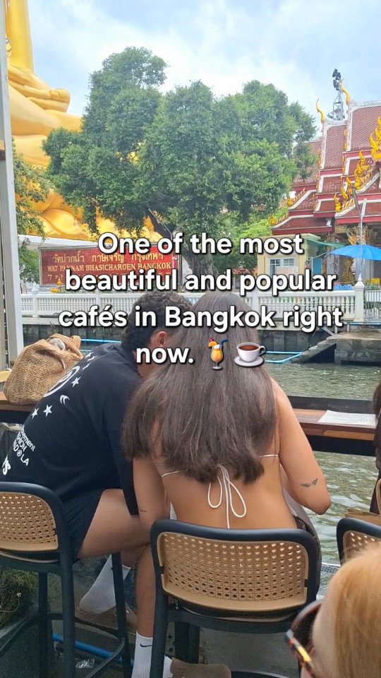 Bangkok Cafés and Temples Near Bang Phai Station