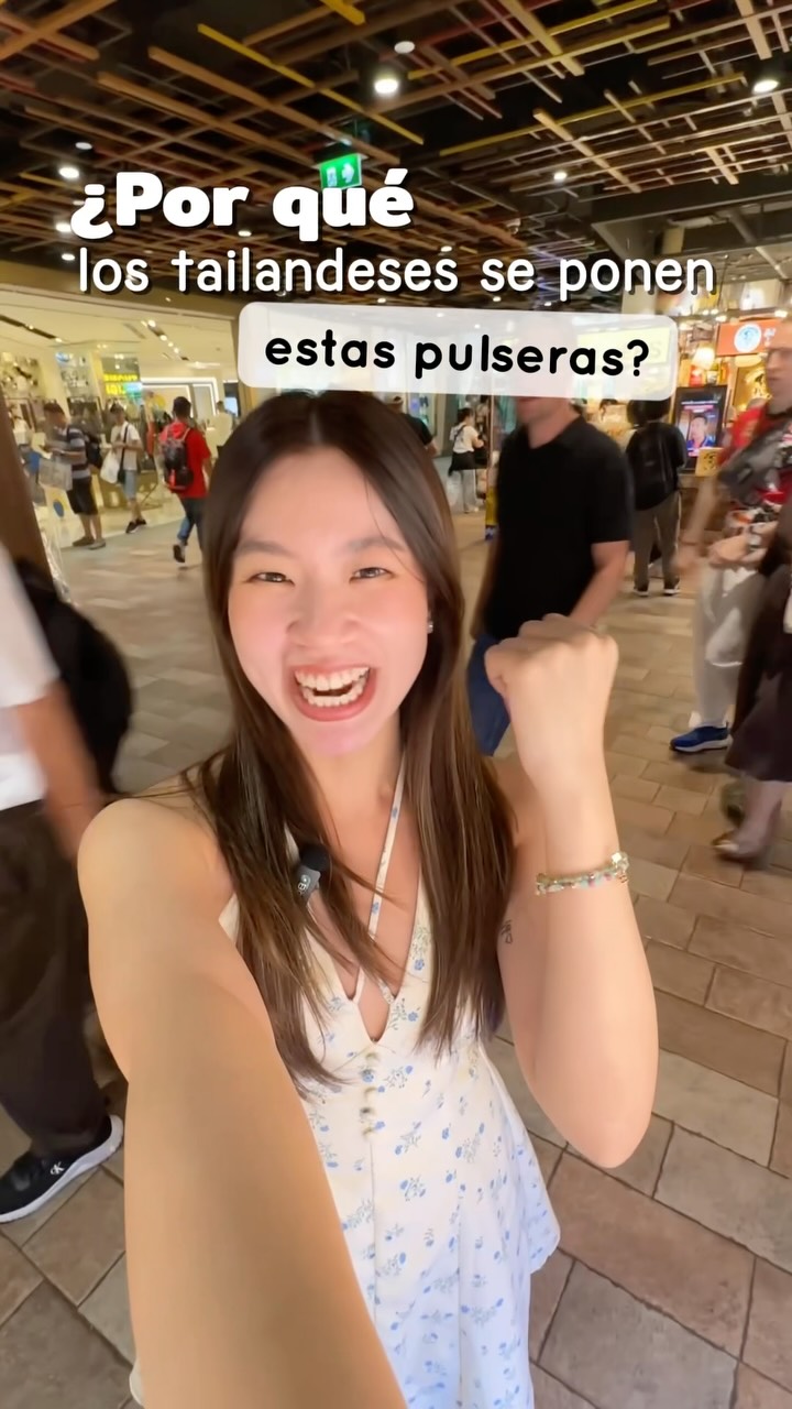 Bangkok Shopping Destinations Featuring Thai Bracelets