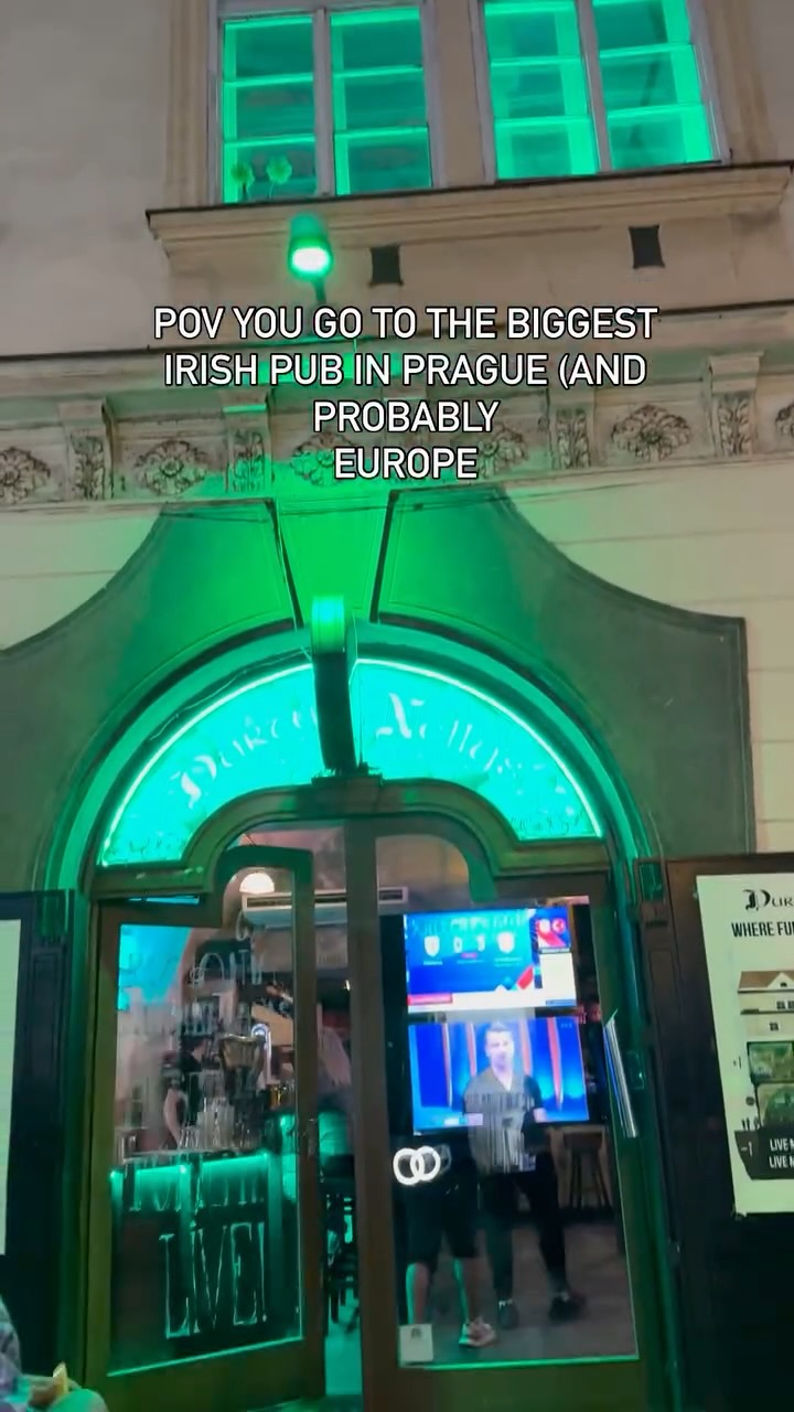 Durty Nelly's Irish Pub